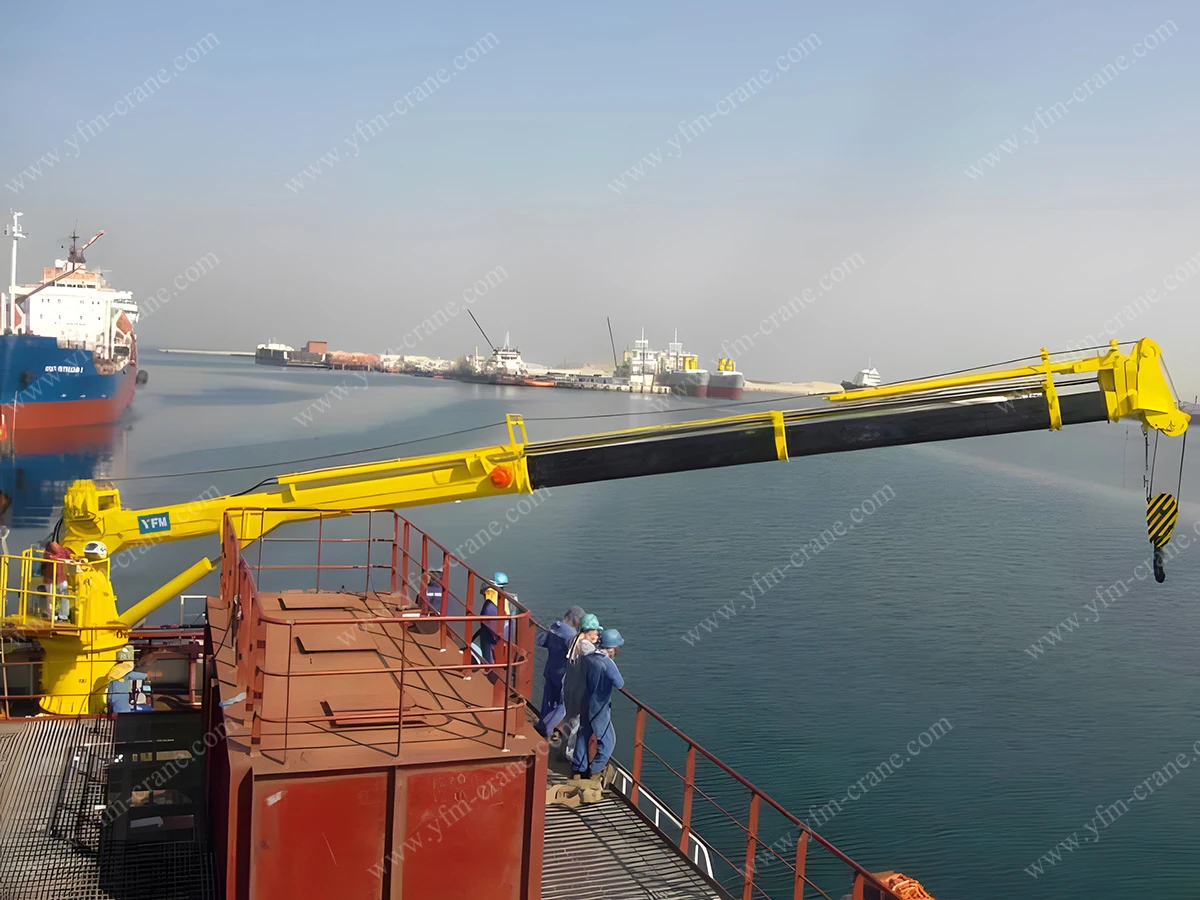 20T Marine Telescopic Boom Crane Successfully Applied to HADI Series Vessels 20T Marine Telescopic Boom Crane Successfully Applied to HADI Series Vessels