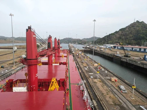 ship crane ship crane
