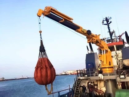 marine knuckle boom crane marine knuckle boom crane
